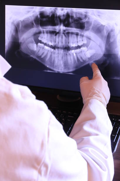 Best Emergency Treatment for Toothache in Fairbank, IA